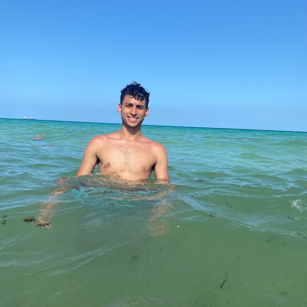 Meet your Posher, Thiago